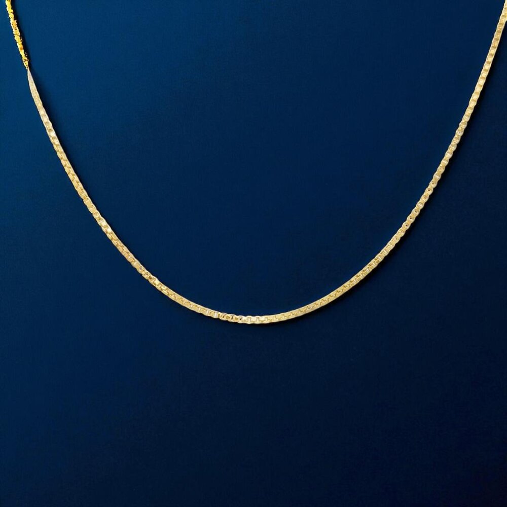18" Box Chain in 14kt Yellow Gold Plated 925 Sterling Silver
